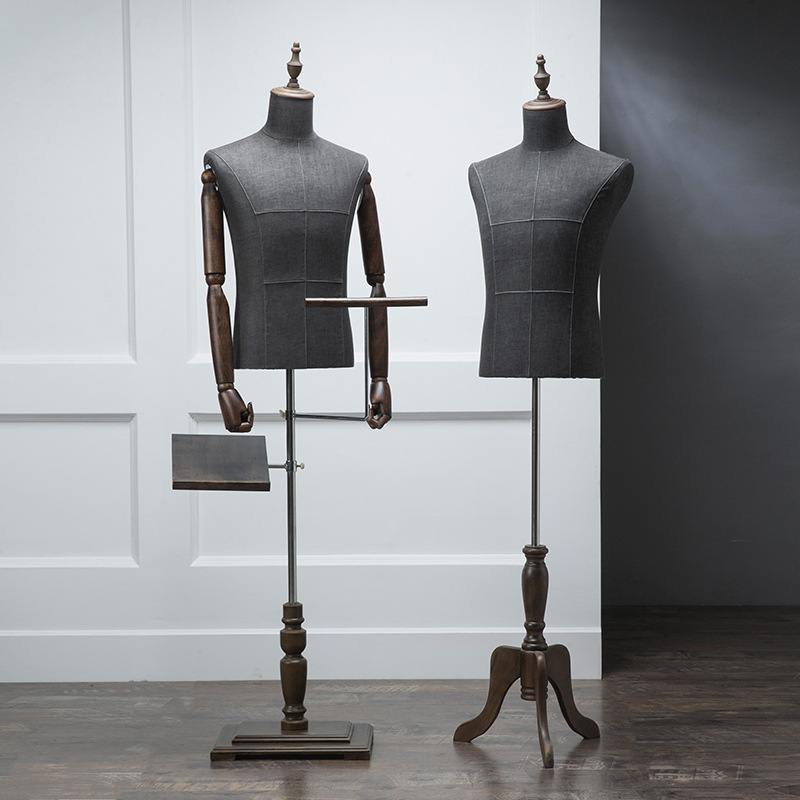 Manequim Masculino para Ternos - Men'S Formal Wear Stores avaliação e preço