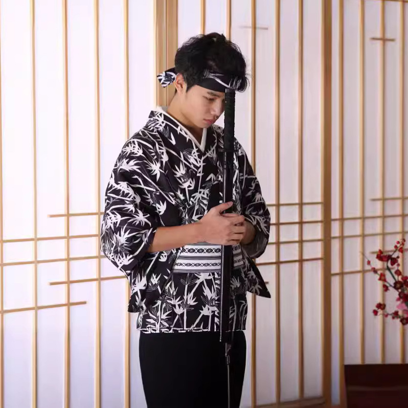 Quimono Masculino Japonês com  - Men Formal Wear Photoshoot avaliação e preço