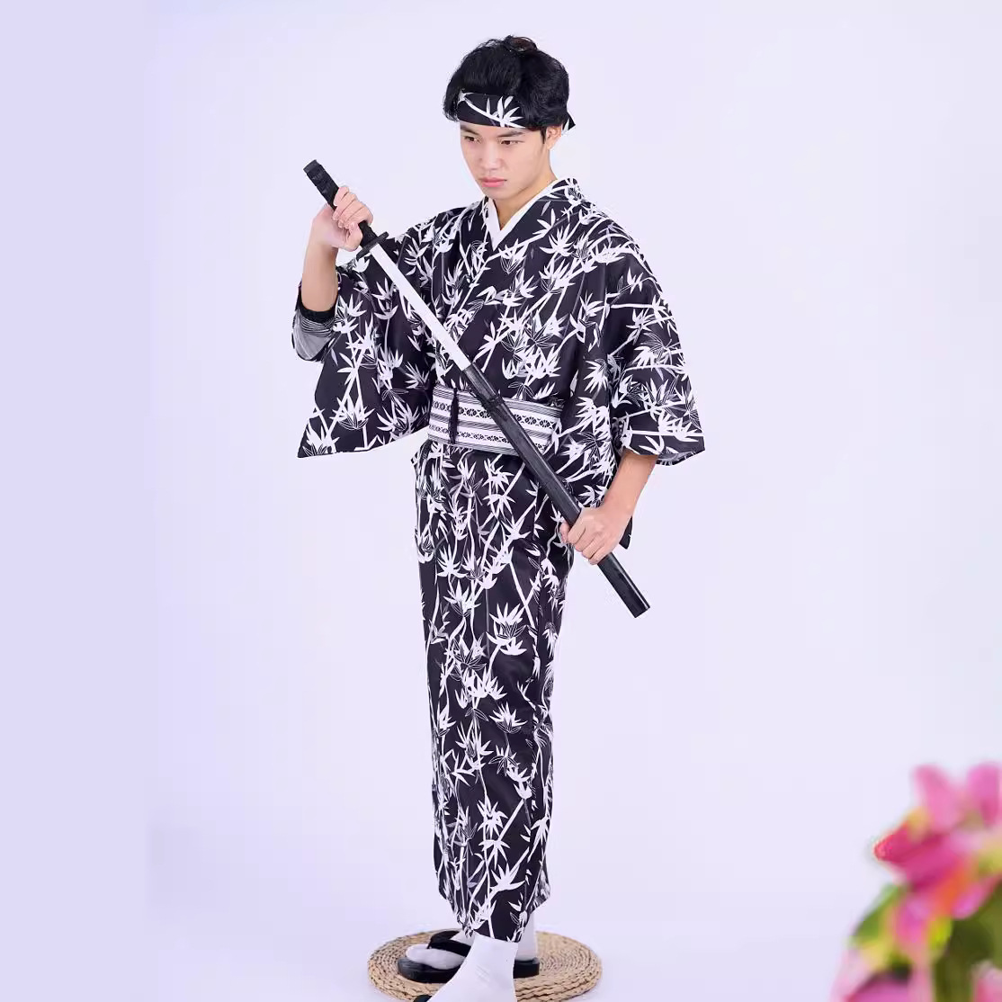Quimono Masculino Japonês com  - Men Formal Wear Photoshoot avaliação e preço